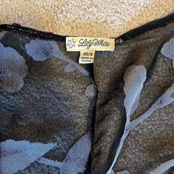 Sheer Jacket-with velvet floral print - Picture 8 of 8